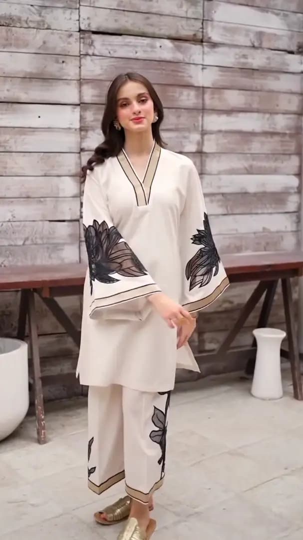 Joypuri Printed Women’s Top – V Neck & Slim Sleeve Design